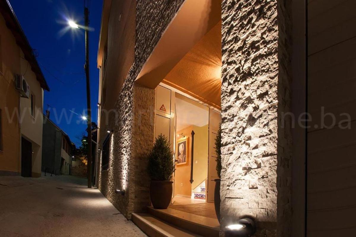 Apartman And Rooms Dream House โมสตาร์ ภายนอก รูปภาพ