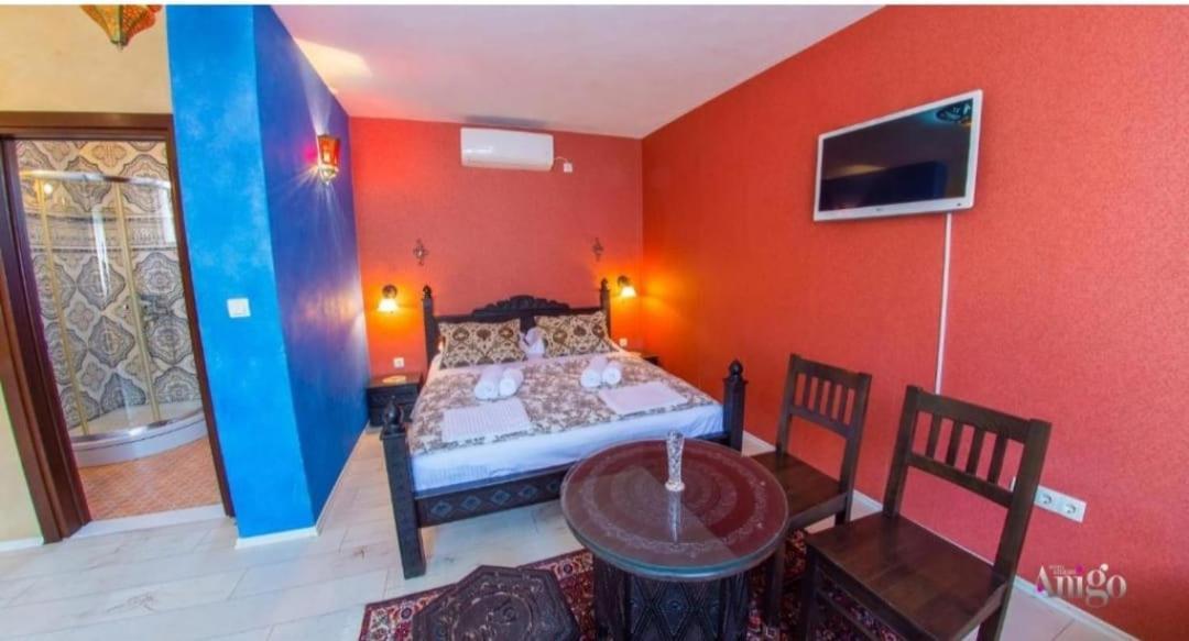 Apartman And Rooms Dream House โมสตาร์ ภายนอก รูปภาพ