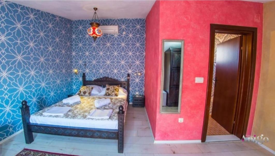 Apartman And Rooms Dream House โมสตาร์ ภายนอก รูปภาพ